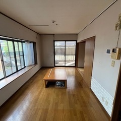 テーブル