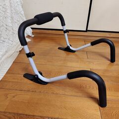 腹筋トレーニング器具　上半身を鍛える腹筋トレーニングマシン