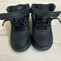 NIKEエアフォース1とエアリフト14センチ2足