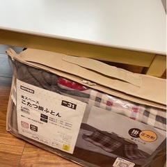 こたつテーブルの画像