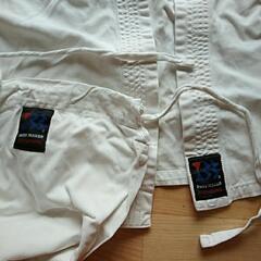 子供用スポーツチャンバラ道着の画像