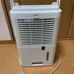 除湿機(アイリスオーヤマ)の画像