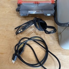 BROTHERレーザープリンタFAX-2840新品トナー、プリンターケーブル付きの画像