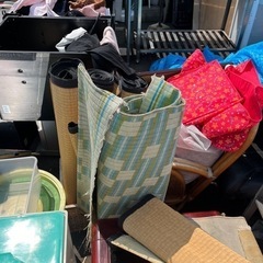 ☆無料☆大きめゴザ　じゅうたん他