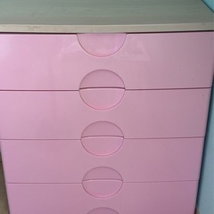 収納ラックの画像