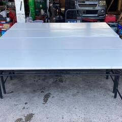 折り畳みのテーブル10本セットの画像