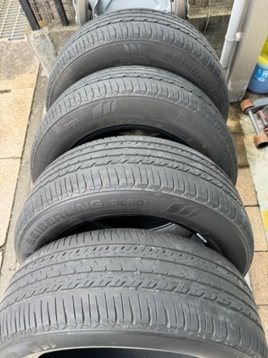 タイヤ日曜日限定‼️ホイール！215/60r17 4本　セイバーリーグ