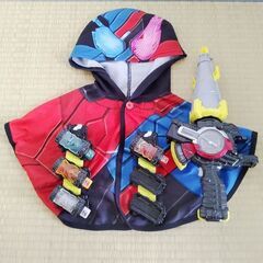 仮面ライダービルド ポンチョとドリルクラッシャーとフルボトル