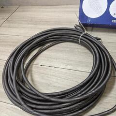 カクダイ 工具 排水管洗浄用 パイプクリーナ― 回転ハンドル付き 宅内から道路への横引管の清掃可能　15mの画像