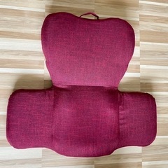 姿勢がラクラク座椅子　レッドの画像