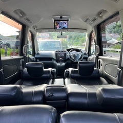 フリップダウンモニター付き！月々1.2万円〜分割払い可❗️車検2年付き！日産 セレナ ライダー☆8人乗り☆HDDナビ付き☆走行中DVD見れます☆ETC付き☆ウィンカーミラー☆両側スライドドア☆ドラレコ付きのフル装備☆社外アルミ☆シートカバー付き☆事故修復歴無し☆車内広々三列シート‼️の画像