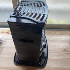 石油ストーブの画像