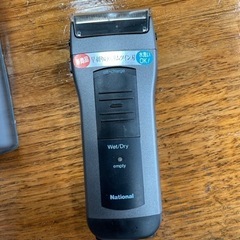 ナショナル充電式シェイバーの画像