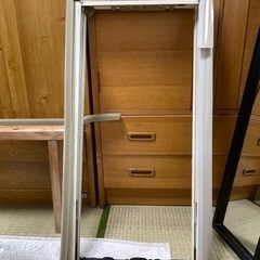 商談中。窓用エアコンの画像