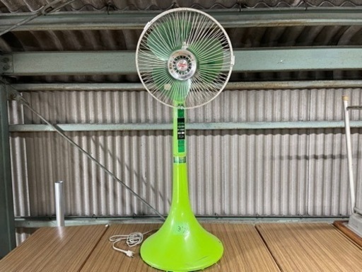 37 レトロ扇風機
