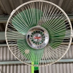 37 レトロ扇風機の画像