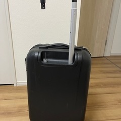 スーツケースの画像