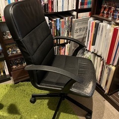 (オフィスチェア)IKEA FINGAL
の画像