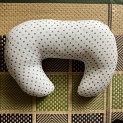 西松屋授乳クッションの画像