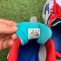 PUMAランニングシューズの画像