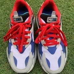 PUMAランニングシューズ