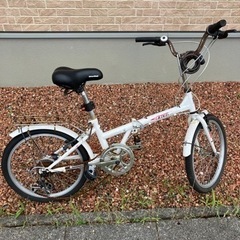 折りたたみ自転車の画像