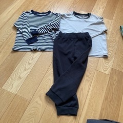 UNIQLO   子供用　パジャマ　120