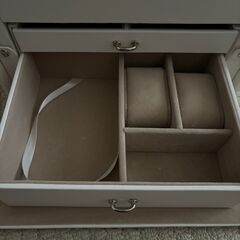 ジュエリーボックス　ホワイトの画像