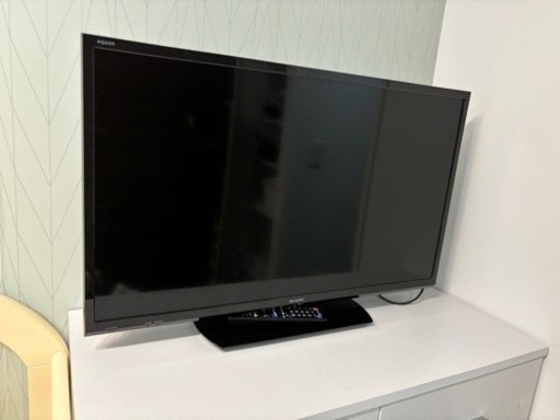 テレビ 32型　シャープ　アクオス 2020年製 取りに来ていただける方