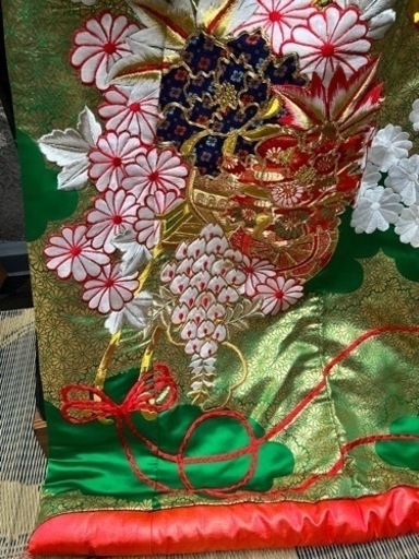 総刺繍打掛（衣桁付き）
