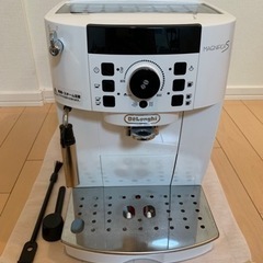 De'Longhi (デロンギ) 全自動コーヒーマシン マグニフィカS ECAM22112W