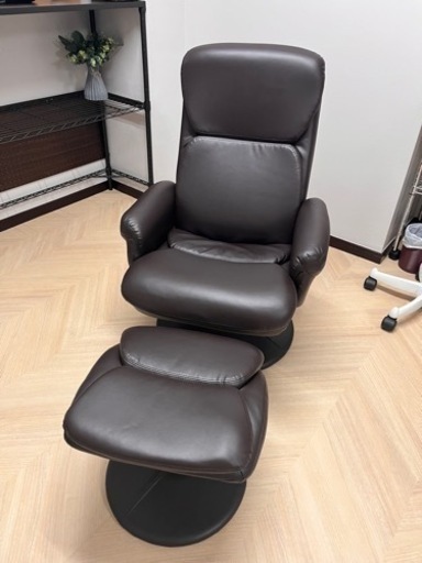 【美品】リクライニングソファー　オットマン付き