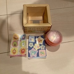 すみっコぐらし シール、バッジ?