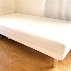 無印シングルベッド(木製脚付き)の画像