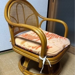 取引中　座椅子　立ち上がりやすい高さ　楽　膝