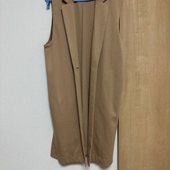 【決まりました】GUのジレ　美品XL