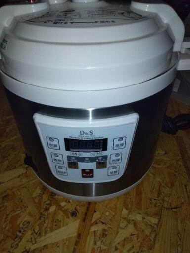 ≪D\u0026S≫　家庭用マイコン電気圧力鍋 STL-EC25\n\n