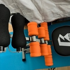 腹筋トレーニングマシンの画像