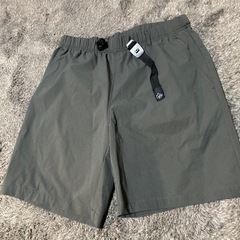 LOGOS 短パン 新品未使用品