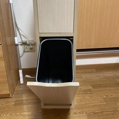 縦型ゴミ箱の画像