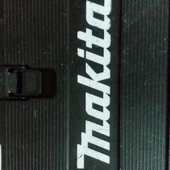 本日限り値下げ‼️マキタ充電ドライバードリルの画像