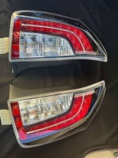 30プリウスG's風usルックテールランプ全灯化仕様