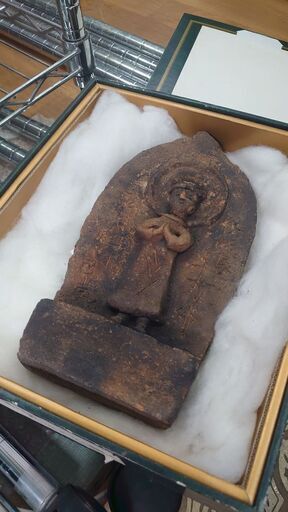 【骨董品】仏像  かなり古い仏像が出てきました！ 『供養十万仏像』◐郵送・宅配可能