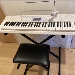 CASIO LK-122  キーボード　イス、マイク付き