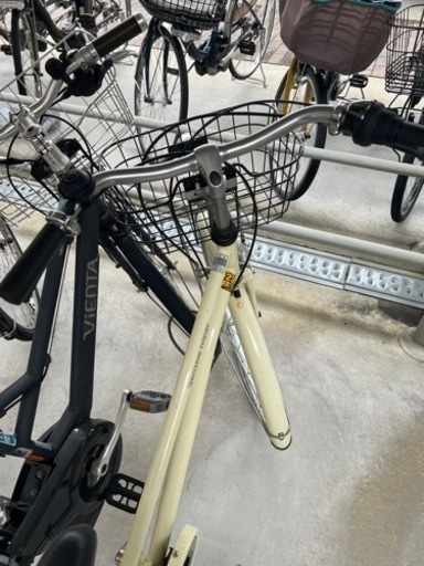 自転車　オフホワイト　美品　26インチ 