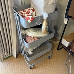 ワゴン
