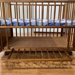 ベビーベッド【町田市再生家具】240940の画像