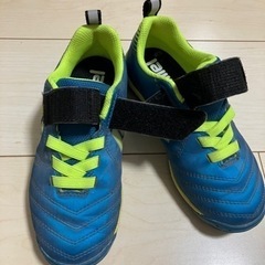 子供サッカーシューズの画像