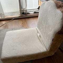 ニトリ食パン座椅子の画像