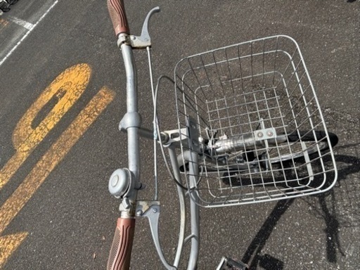 自転車　シルバー　26インチ